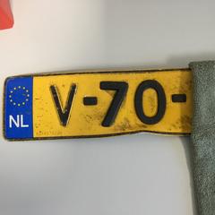 Kentekenplaat, amint azt az iLostnak jelentették.