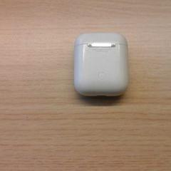 Oordopjes, a été signalé par EBS OV Den Haag utilisant iLost