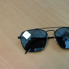 Zonnebril, zoals gemeld door Connexxion Hoekse Waard/Goeree Overflakkee met iLost