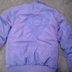 Chaqueta, ha sido reportado por SnowWorld Landgraaf con iLost