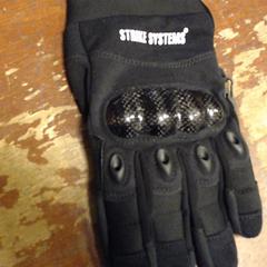 handschoen, as reported by SnowWorld, Landgraaf using iLost