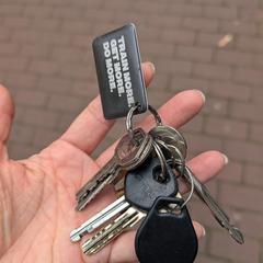 Sleutelbos met train more hanger, come riportato a iLost