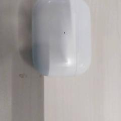 Caixa para airpods, como reportado por Arriva Limburg Zuid utilizando o iLost
