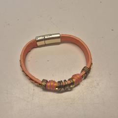 Armband roze, zoals gemeld door Avonturenpark Hellendoorn met iLost