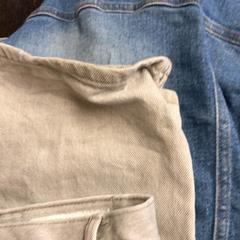 Pantaloni & Giacca di jeans, come riportato da Attractie- & Vakantiepark Slagharen utilizzando iLost