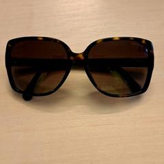 Gafas de sol Svart/brun, ha sido reportado por Keolis Landskrona con iLost