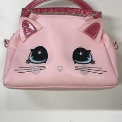 حقائب حمل وحقائب اليد & حقيبة الأطفال Roze met kat، كما تم الإبلاغ عنه بواسطة IKEA Amersfoort عبر iLost