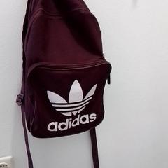 バックパック がiLostで Hermes Eindhoven によって報告されました