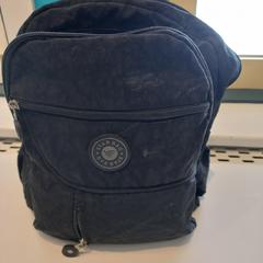 バックパック Zwart がiLostで Arriva Limburg Zuid によって報告されました