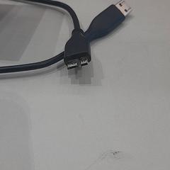 Kabel- Micro USB-3.0, rapporterat av Van der Valk Hotel Schiphol med iLost