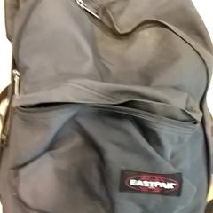 Mochila, segundo informou RET usando iLost