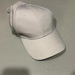 Gorra de beisbol, ha sido reportado por Fenix con iLost