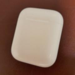 Puzdro na airpods blanc, ako bolo nahlásené TCL pomocou iLost