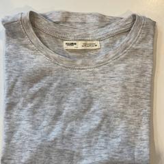 Camiseta de manga corta, ha sido reportado por Inntel Hotels Utrecht Centre con iLost