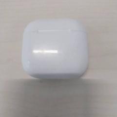Airpods case wit, as reported by Arriva Limburg Zuid using iLost