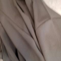 Lang vest, iLost를 사용하여 Rotterdam The Hague Airport에 보고됨