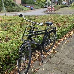 Herenfiets, amint azt az iLostnak jelentették.
