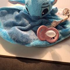 Peluche pulseira, como reportado por IKEA Hénin-Beaumont utilizando o iLost