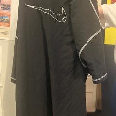 Shorts T SHIRT BLACK, rapporterat av Room Mate Bruno med iLost
