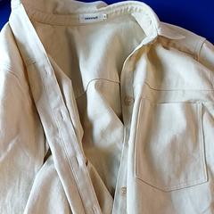 Camisa Beige, ha sido reportado por IKEA Rennes - Pacé con iLost