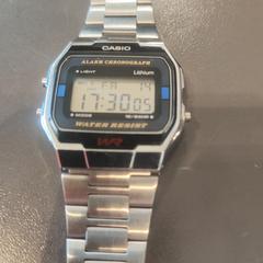 Hodinky Silver, jak nahlášeno MEININGER Hotel Milano Garibaldi pomocí iLost