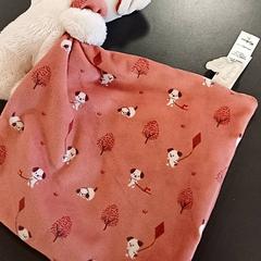 صفعة محبوبة Rose/beige، كما تم الإبلاغ عنه بواسطة IKEA Strasbourg عبر iLost