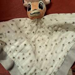 ブランケット Bambi がiLostで IKEA Caen Fleury-sur-Orne によって報告されました