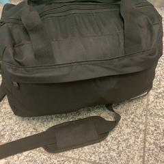 バッグ がiLostで Eindhoven Airport によって報告されました