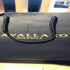 Purchase cavallaro napoli, segons ha informat Designer Outlet Roermond mitjançant iLost