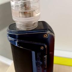 Cigarette électronique, a été signalé par IKEA Toulon utilisant iLost