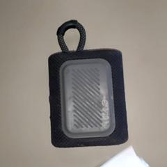 전자제품 - powerbank, iLost를 사용하여 Regio Antwerpen - Brussel에 보고됨