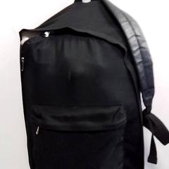 Rugzak, iLost를 사용하여 Hermes Eindhoven에 보고됨