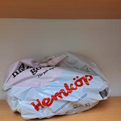 Sacchetto di plastica Hemköp, come riportato da Keolis Lund utilizzando iLost