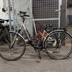 Bicicleta Minerva Zilver/zwart, como reportado por Fietsdepot Hasselt utilizando o iLost