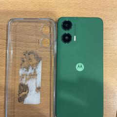 Mobilný telefón Motorola, ako bolo nahlásené Gemeente Amsterdam pomocou iLost