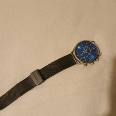 Blauw horloge, segundo informou a iLost