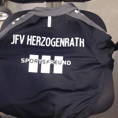 Veste, come riportato da Walibi Holland utilizzando iLost