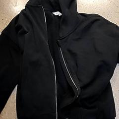 Bluza z kapturem, zgłoszono przez IKEA Forus przy użyciu iLost