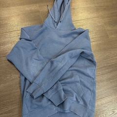 Maglione blauw | Autotron, come riportato da Libéma Beurzen en Evenementen utilizzando iLost
