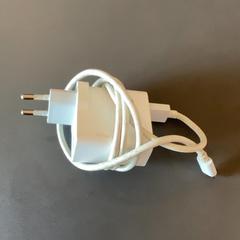 Ładowarka White type-C Charger, zgłoszono przez MEININGER Hotel München City Center przy użyciu iLost