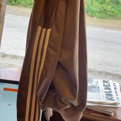 İLost kullanarak Into The Great Wide Open tarafından bildirildiği gibi Dış giyim Beige adidas
