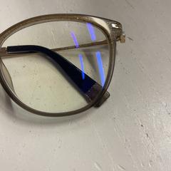 Gafas, ha sido reportado por GVB con iLost