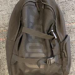 Mochila, ha sido reportado por Connexxion Amstelland-Meerlanden Schiphol Zuid con iLost