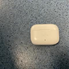 Airpods fodral, rapporterat av Breng Arnhem med iLost