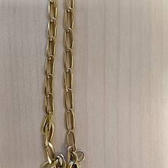 Bracelet Doré, a été signalé par IKEA Strasbourg utilisant iLost
