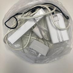 Adapter White, gemeldet von Ramada by Wyndham Amsterdam Airport Schiphol über iLost