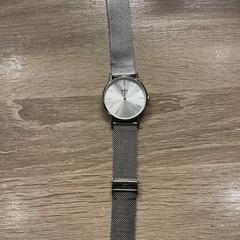 Horloge ZIlver, zoals gemeld door Van der Valk Hotel Assen met iLost