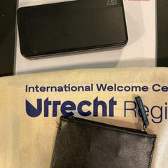 Totebag, portomonnee en powerbank, ha sido reportado por Gemeente Utrecht con iLost