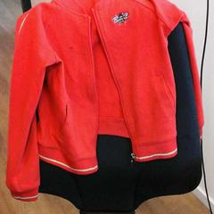 Rood kinder vestje, as reported by Connexxion Noord Holland Noord Den Helder using iLost