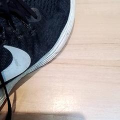 Sneaker, rapporterat av Beekse Bergen Resorts en Hotel med iLost